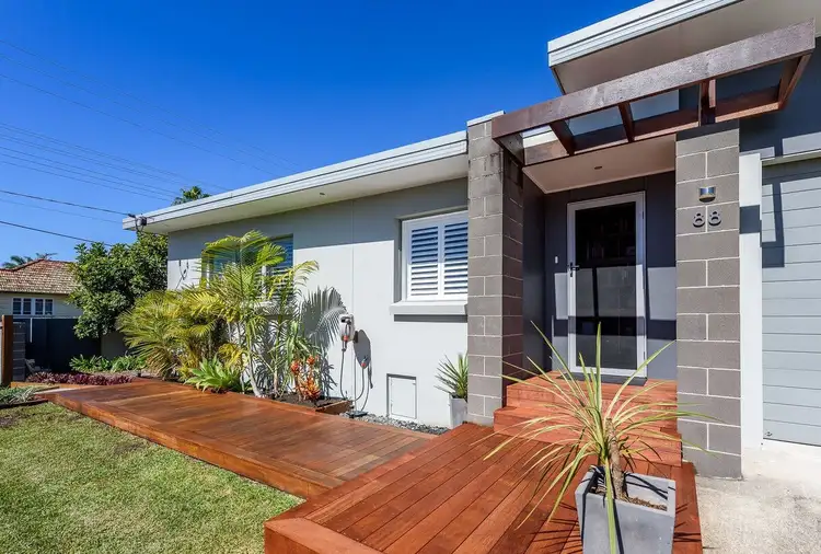88 Robert Street, Labrador QLD 4215