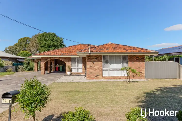 291C Wharf St, Queens Park WA 6107