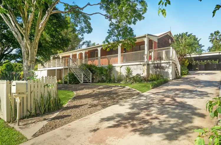 Second view of Homely house listing, 9 Min Min Court, Durack QLD 4077