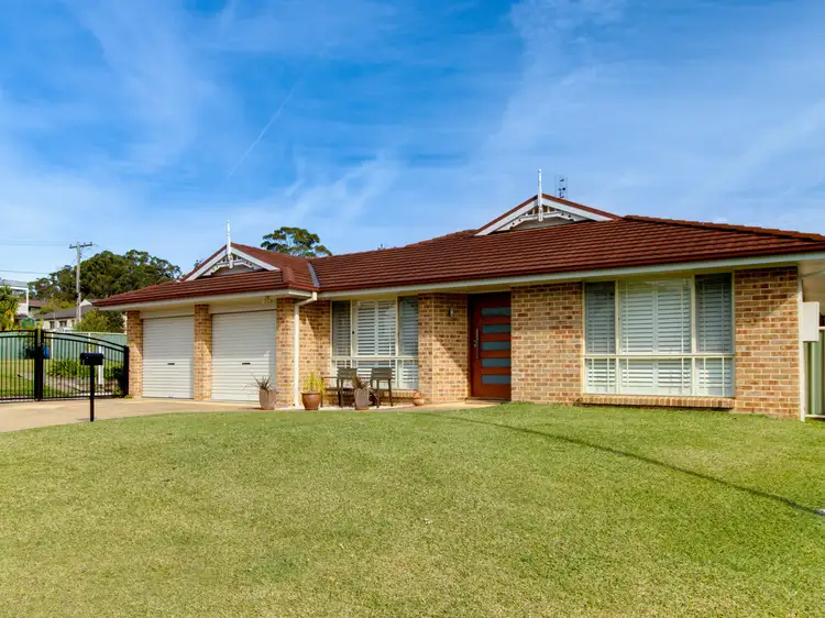1 Tradewinds Avenue, Sussex Inlet NSW 2540