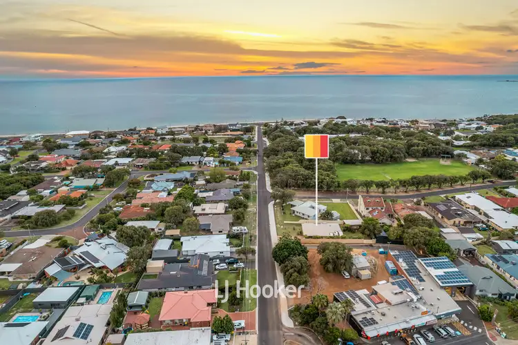 33 Bower Road, West Busselton WA 6280