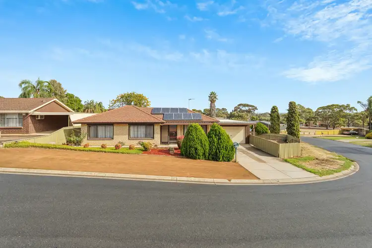 11 Karrawirra Close, Craigmore SA 5114