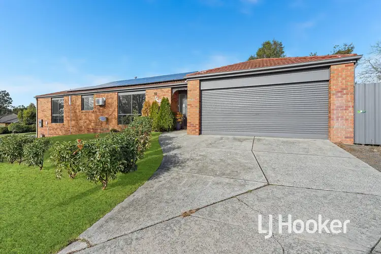 93 Earlsfield Drive, Berwick VIC 3806