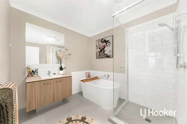 Fourth view of Homely townhouse listing, 18 Cadenza Walk, Tarneit VIC 3029