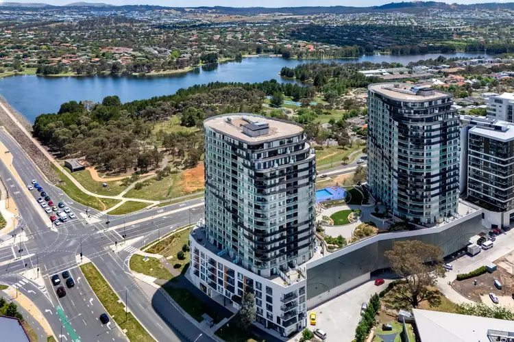 139/1 Anthony Rolfe Avenue