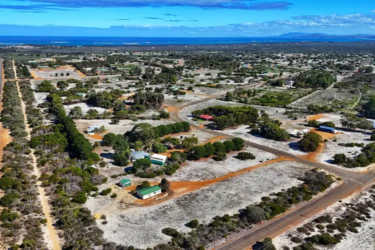 254 Cambewarra Drive, Hopetoun WA 6348