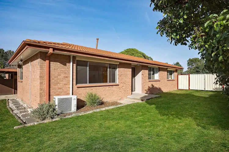 6 Saywell Place, Charnwood ACT 2615
