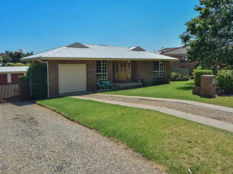 Main view of Homely house listing, 7 Pineview Crt, Young NSW 2594