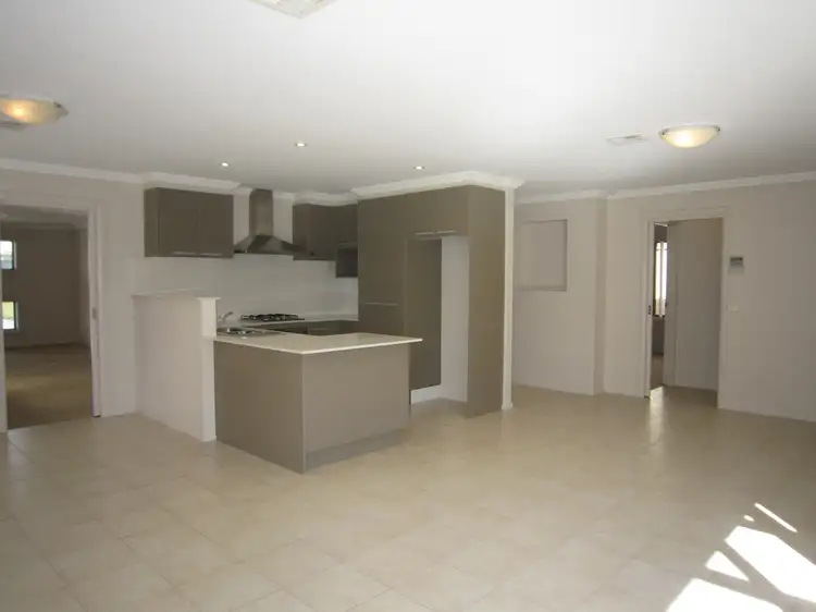 51 Kinloch Circuit, Bruce ACT 2617