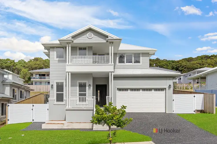 32 Raywood Circuit, Catherine Hill Bay NSW 2281