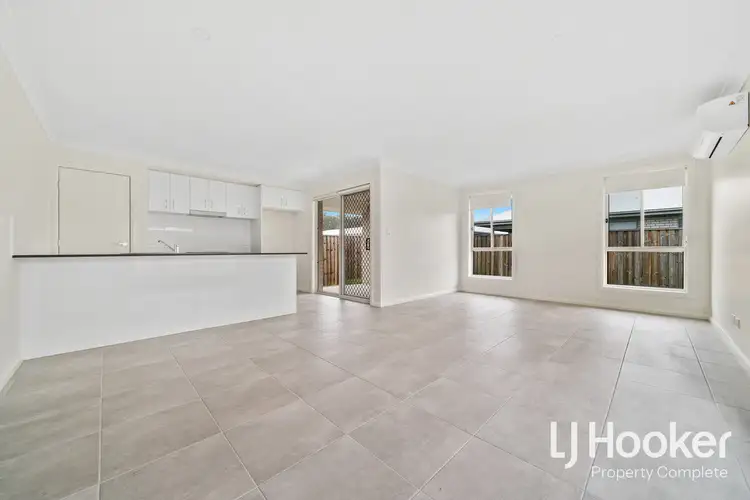 6 Wilfred Street, Walloon QLD 4306