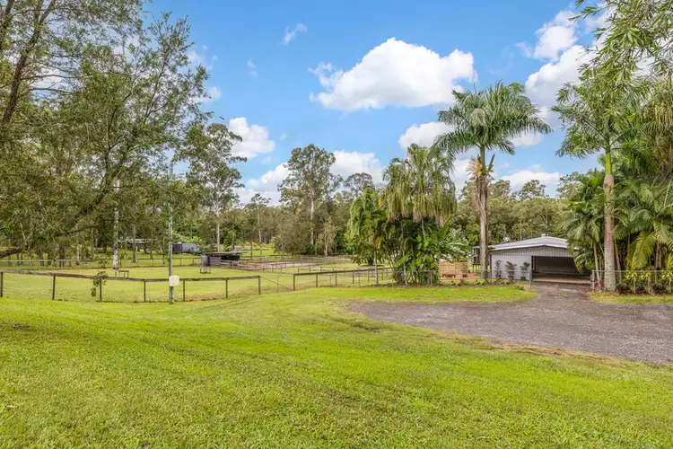 313 Coonowrin Road