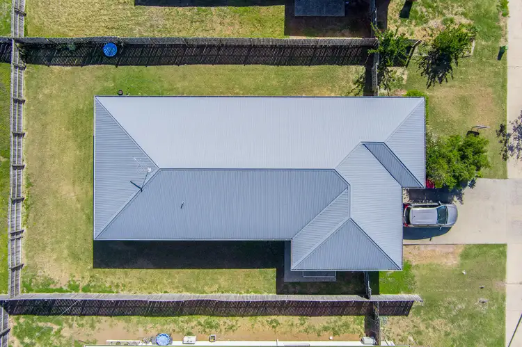 Seventh view of Homely house listing, 8 Onyx Street, Emerald QLD 4720