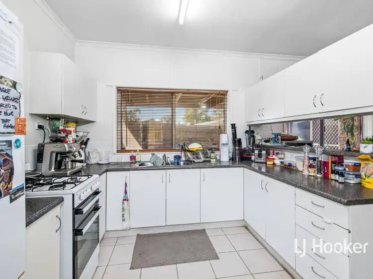 Sixth view of Homely house listing, 10 Lander Court, Larapinta NT 875