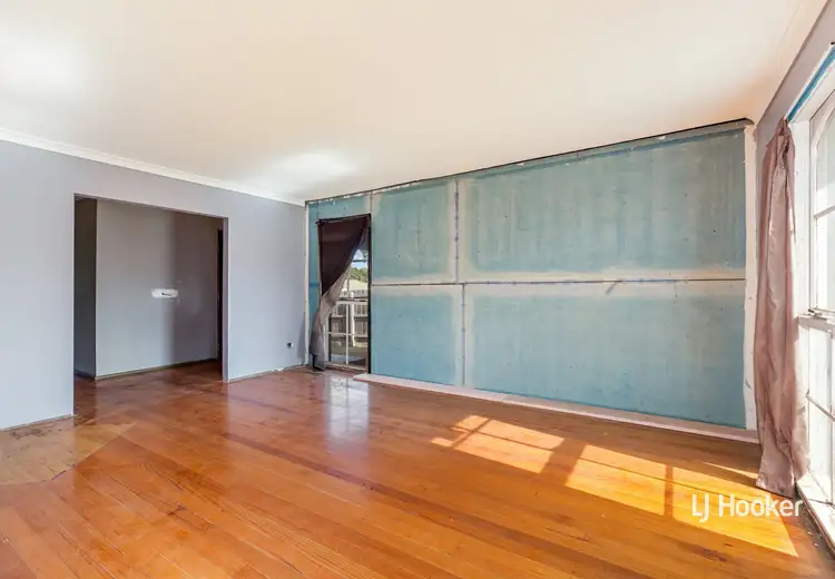 Fifth view of Homely house listing, 10 Cameron Court, Wallan VIC 3756