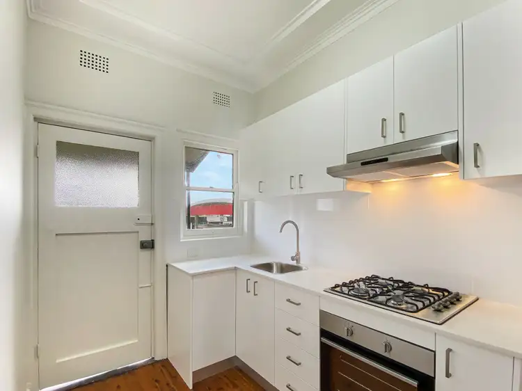 4/1 Park Road, Burwood NSW 2134