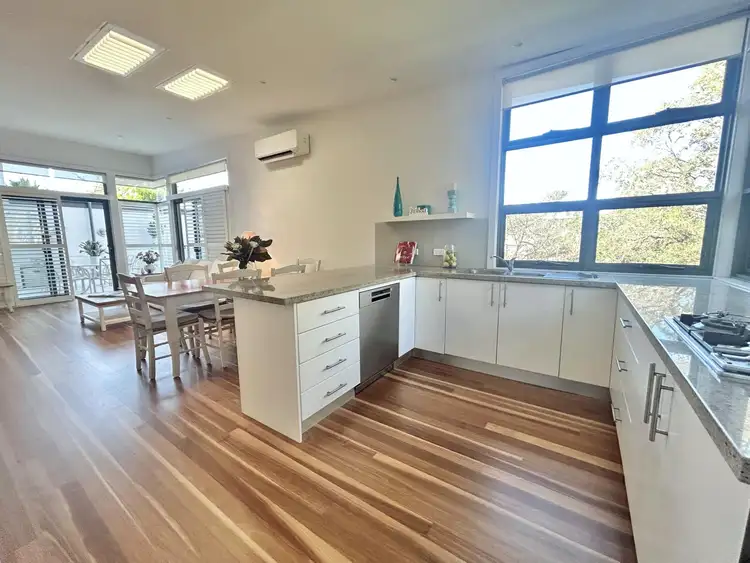 Fifth view of Homely apartment listing, 4/5 Central Road, Avalon Beach NSW 2107
