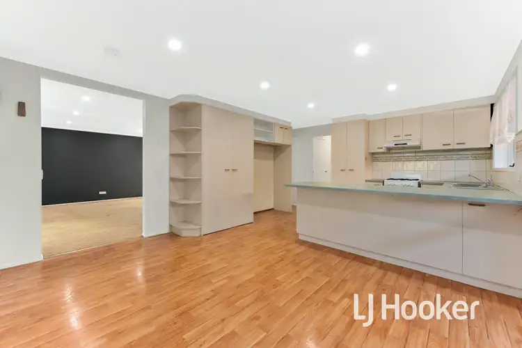 Third view of Homely house listing, 5 Katjusha Court, Pakenham VIC 3810