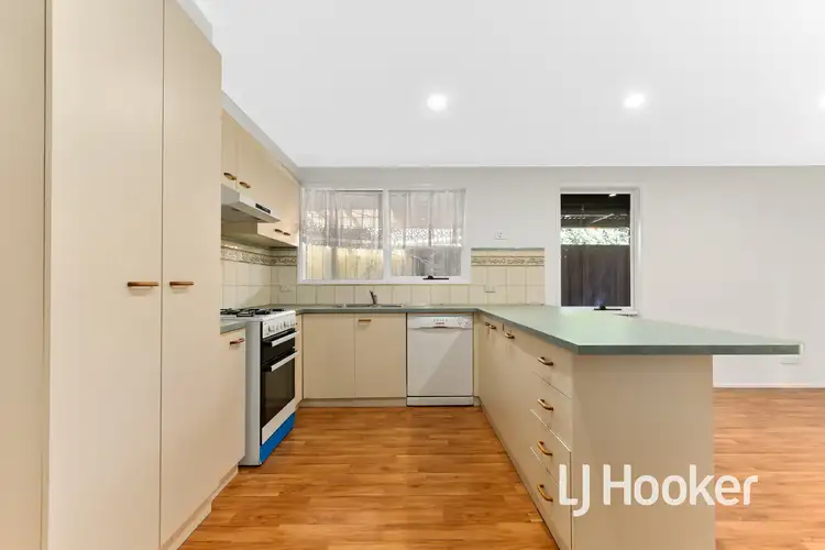Fifth view of Homely house listing, 5 Katjusha Court, Pakenham VIC 3810