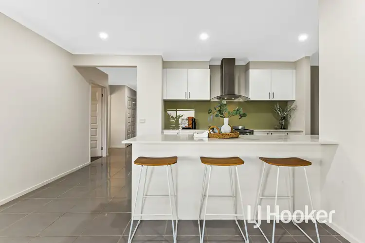 Third view of Homely house listing, 7 Powell Place, Pakenham VIC 3810