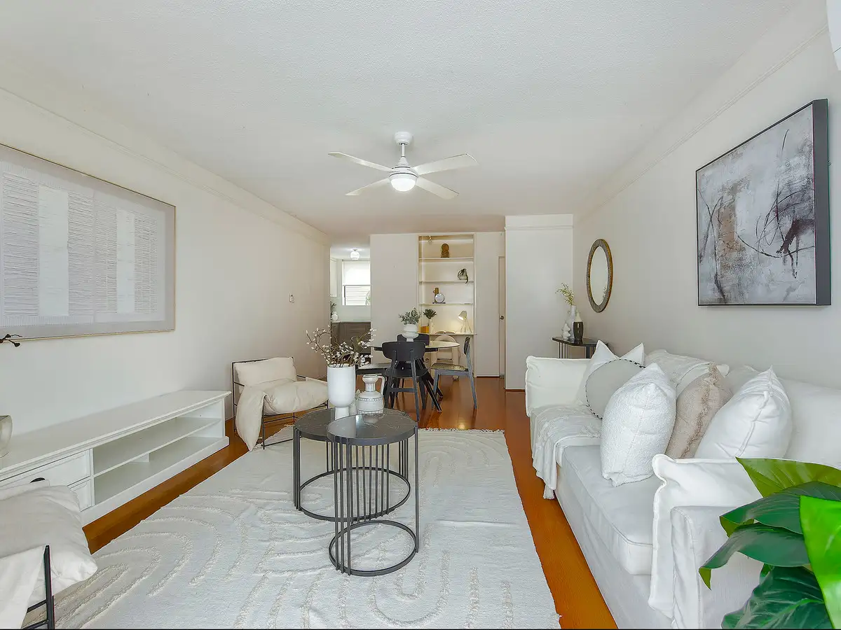 Main view of Homely apartment listing, 1/33 Kent Street, Hamilton QLD 4007