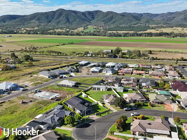 Third view of Homely house listing, 7 Banksia Close, Kootingal NSW 2352