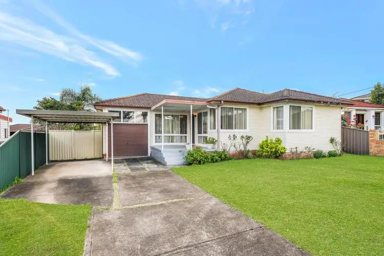 12 Jaffa Street, Fairfield West NSW 2165