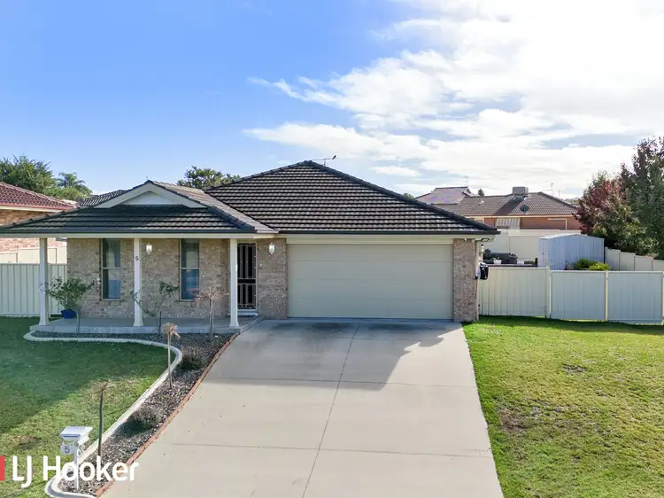Main view of Homely house listing, 5 Kalinda Place, Hillvue NSW 2340