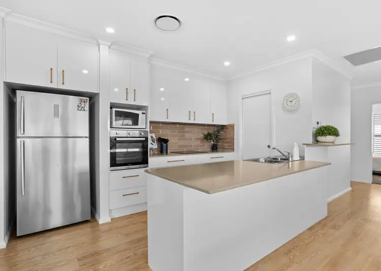 Fifth view of Homely house listing, 8 Ondaroo Crest, Old Bar NSW 2430