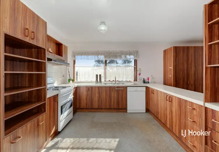 Fifth view of Homely house listing, 37 Hamilton Street, Broadford VIC 3658