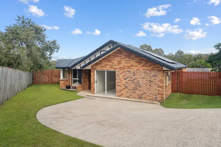35 Eira Crescent, Edens Landing QLD 4207