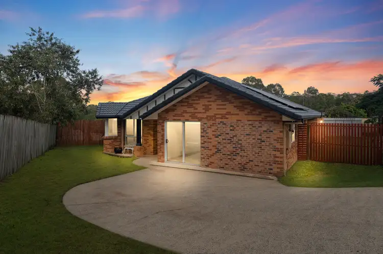 35 Eira Crescent, Edens Landing QLD 4207