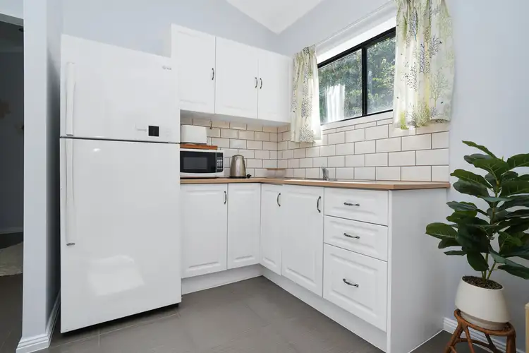 Third view of Homely house listing, 14 Connaught Court, Bakewell NT 832