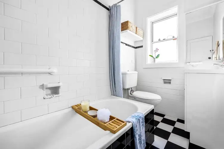 Sixth view of Homely apartment listing, 2/1 Lowe Street, Clovelly NSW 2031