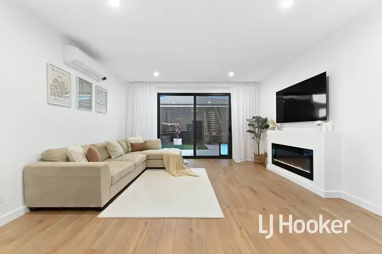 Sixth view of Homely house listing, 16 Hawkesbury Street, Pakenham VIC 3810
