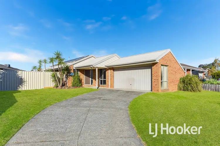 8 Cumquat Court, Cranbourne North VIC 3977