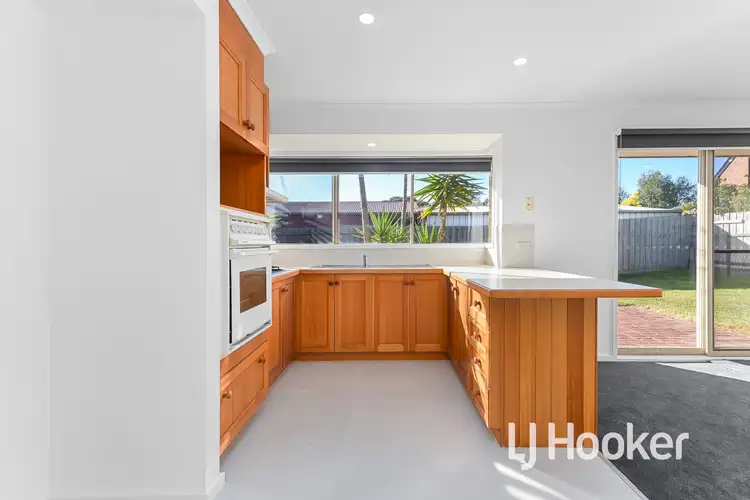 Third view of Homely house listing, 8 Cumquat Court, Cranbourne North VIC 3977