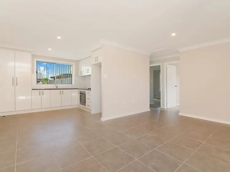 7b Victoria Avenue, Toukley NSW 2263