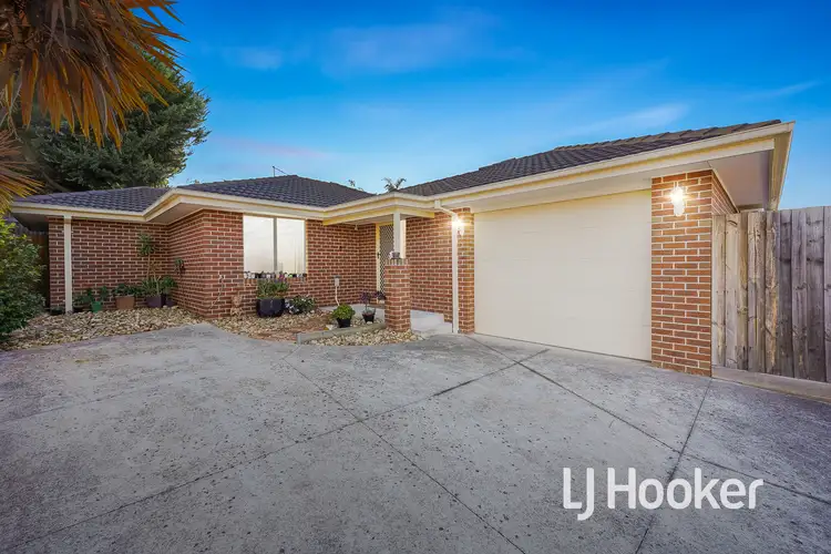 Main view of Homely unit listing, 2/13 Luca Place, Pakenham VIC 3810