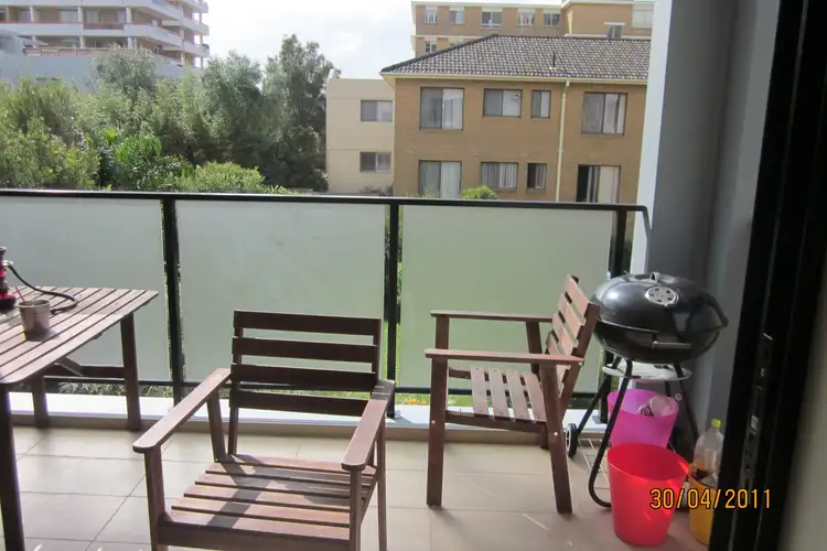 Third view of Homely apartment listing, 5/7 Kingsway, Dee Why NSW 2099