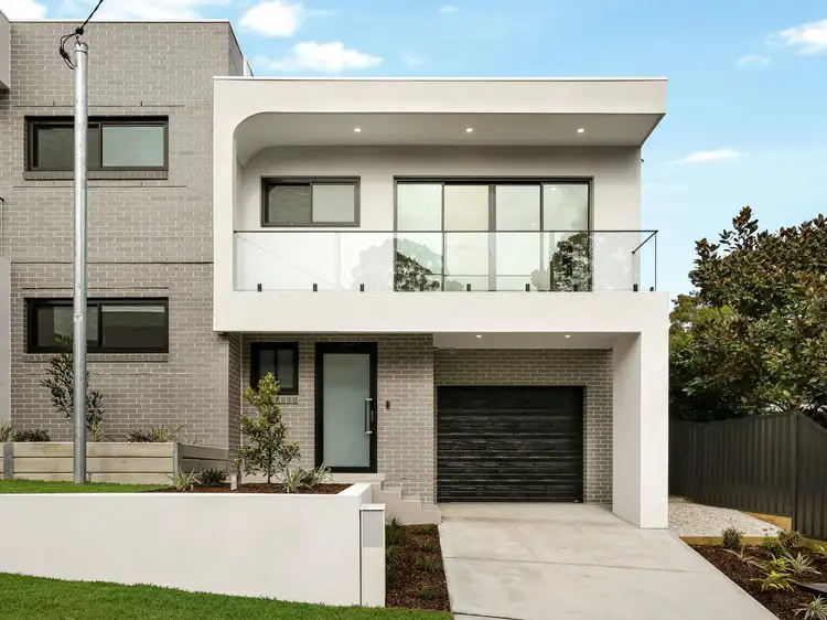 47 Gal Cres, Moorebank NSW 2170