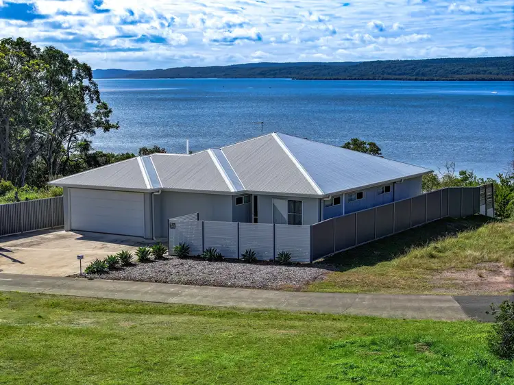 17 Bay Dve, Russell Island QLD 4184