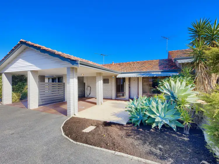 4/215 Royal Street, Yokine WA 6060