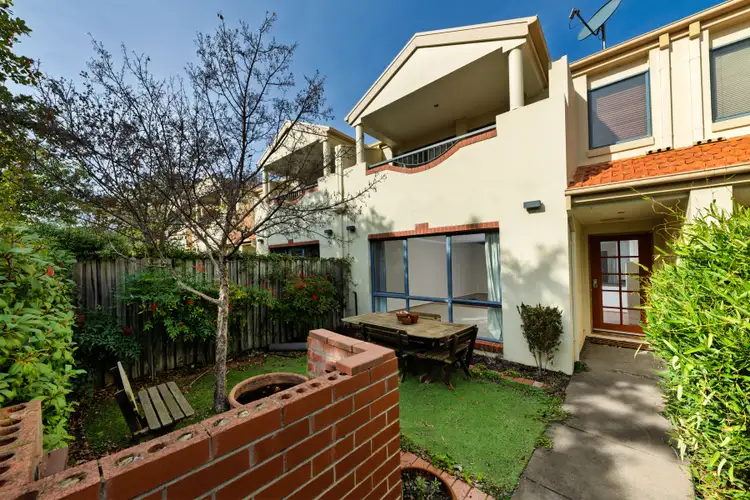 2/19 Wise Street, Braddon ACT 2612