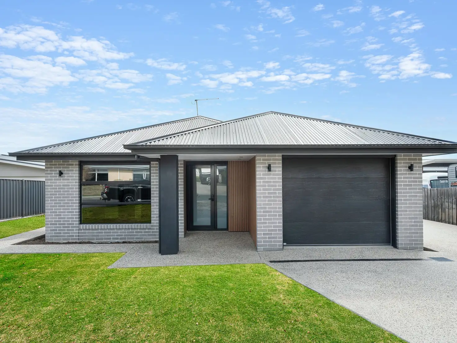 Main view of Homely unit listing, 1/6 Tamworth Street, Sulphur Creek TAS 7316