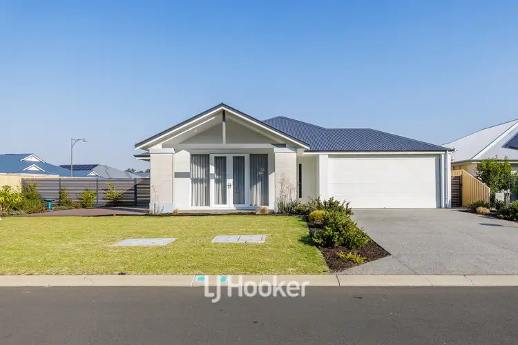Second view of Homely house listing, 43 Hazelgrove Crescent, Millbridge WA 6232
