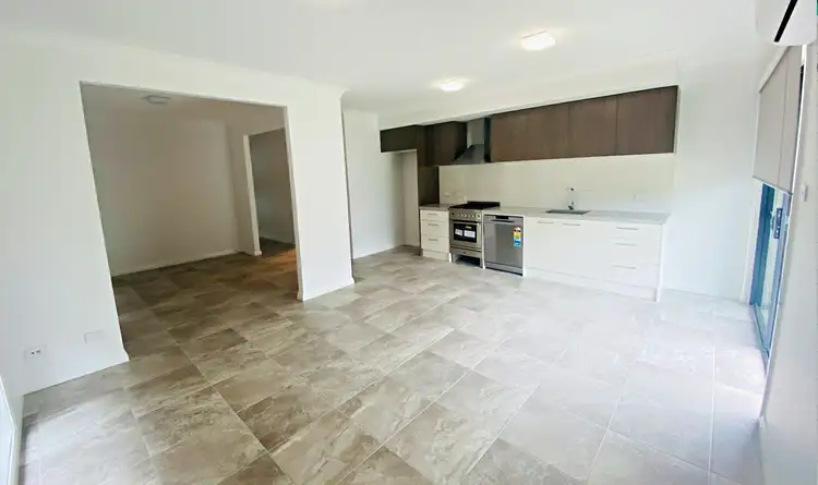 8A Rawlings Street, Oran Park NSW 2570