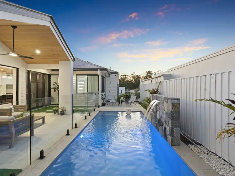 28 Champions Crescent, Brookwater QLD 4300