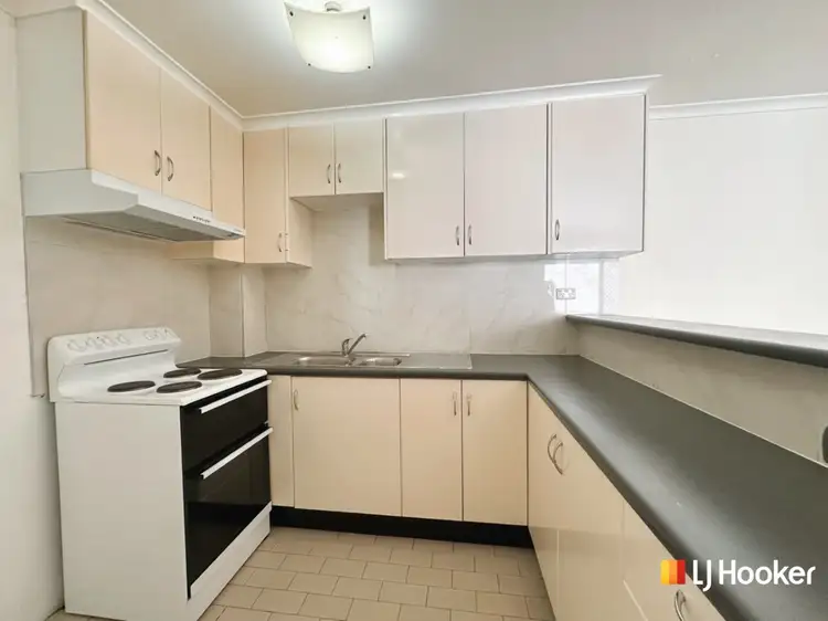 4/7 Griffiths Street, Blacktown NSW 2148