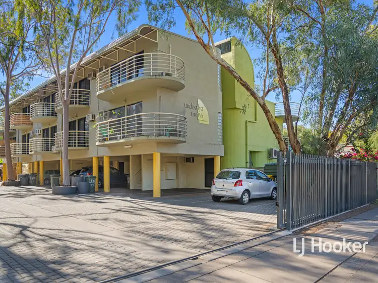 2/11 Undoolya Road, East Side NT 870